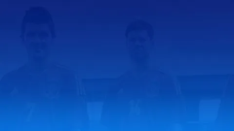 《冰雪经济迈向“升级阶段”——助推体育强国梦，挖掘冰雪产业潜能》人民日报